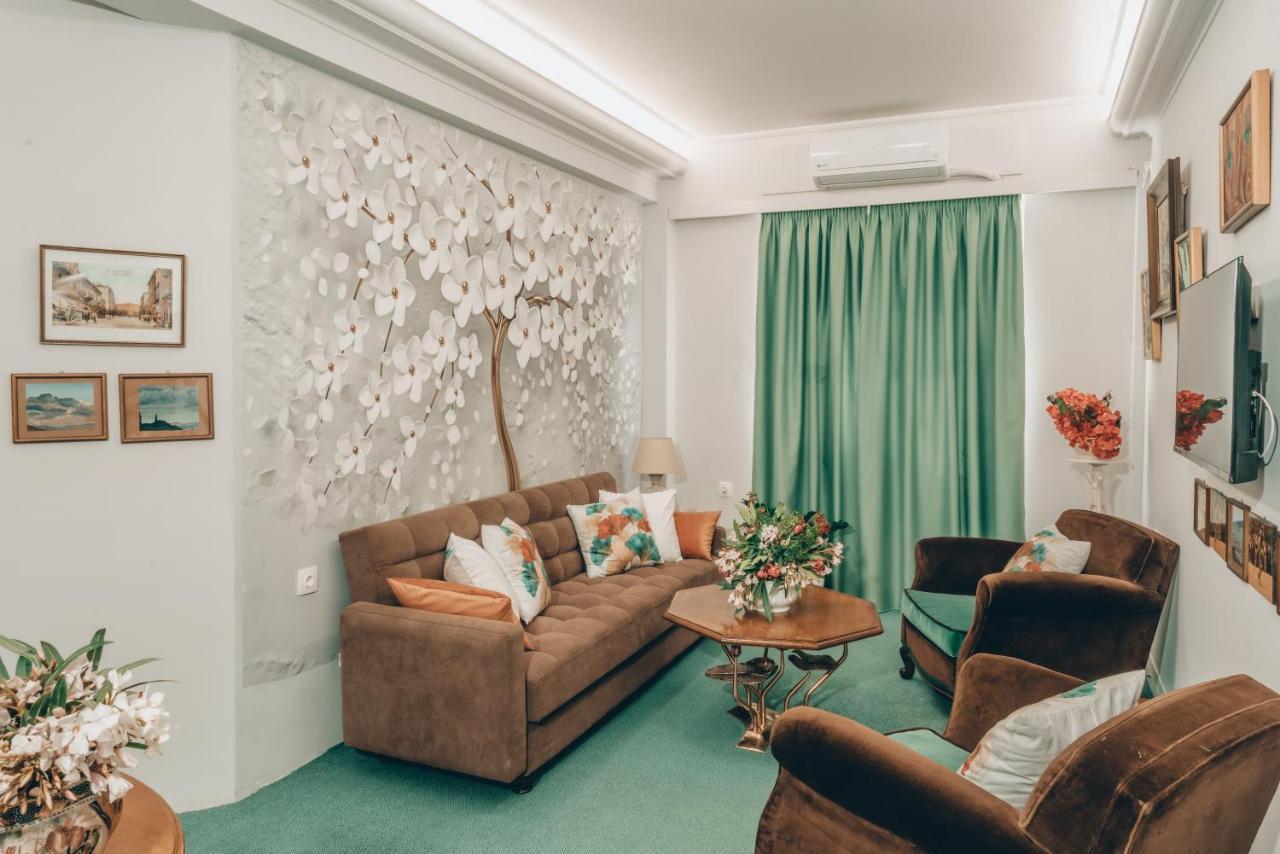 Pnoe D'Athenes Apartment ภายนอก รูปภาพ
