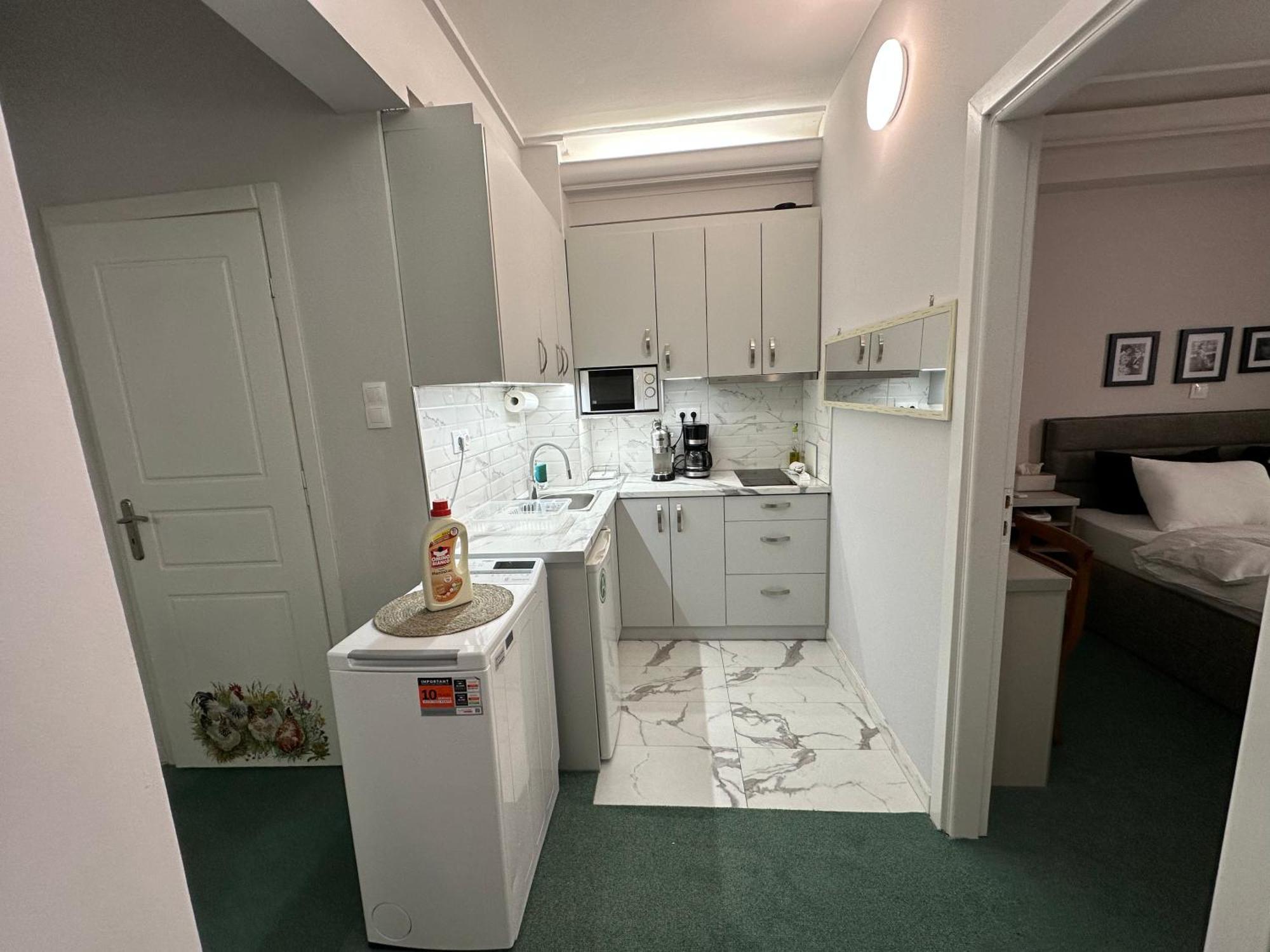 Pnoe D'Athenes Apartment ภายนอก รูปภาพ
